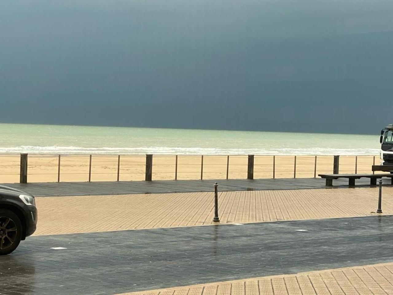 Spacious Apartment With Sea View Ostend Exterior photo